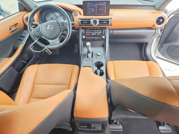 JTHDA1D21N5118857 2022 LEXUS IS - Image 8