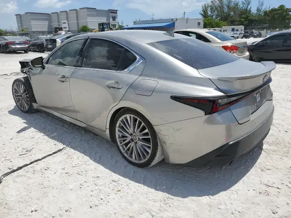 JTHDA1D21N5118969 2022 LEXUS IS - Image 2