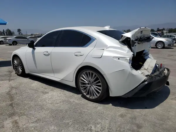 JTHDA1D21N5119281 2022 LEXUS IS - Image 2