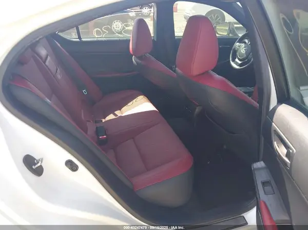 JTHDA1D21N5120205 2022 LEXUS IS - Image 8