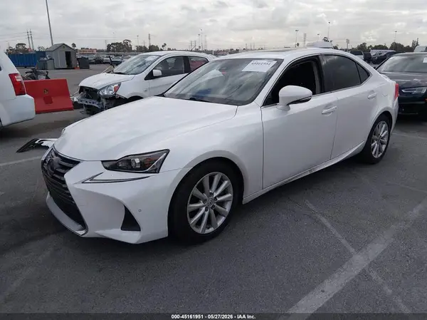 JTHDA1D22L5107315 2020 LEXUS IS - Image 2