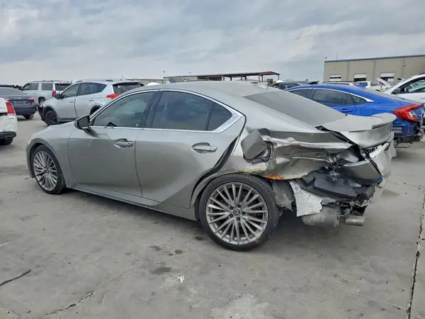 JTHDA1D22N5118446 2022 LEXUS IS - Image 2