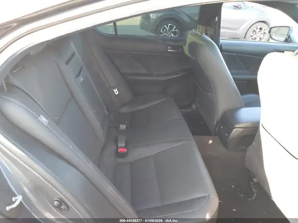 JTHDA1D23N5119119 2022 LEXUS IS - Image 8
