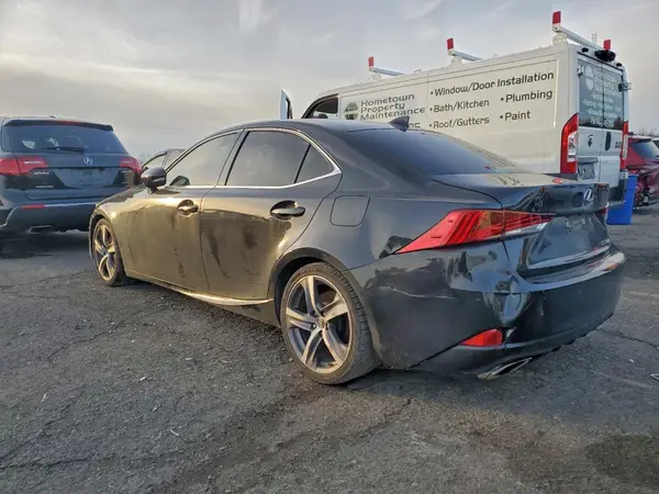 JTHDA1D24L5103105 2020 LEXUS IS - Image 2