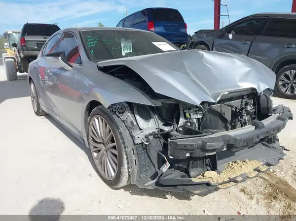JTHDA1D24N5118741 2022 LEXUS IS - Image 1