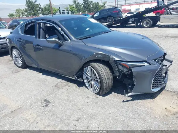 JTHDA1D24N5118903 2022 LEXUS IS - Image 1