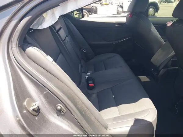 JTHDA1D24N5118903 2022 LEXUS IS - Image 8