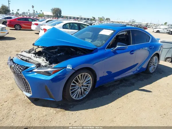 JTHDA1D24N5120036 2022 LEXUS IS - Image 2