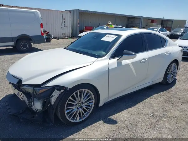 JTHDA1D25N5119574 2022 LEXUS IS - Image 2