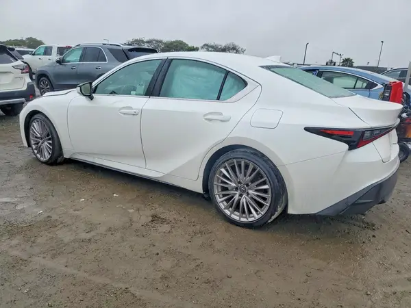JTHDA1D25P5128570 2023 LEXUS IS - Image 2