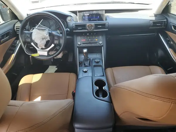 JTHDA1D26L5106796 2020 LEXUS IS - Image 8