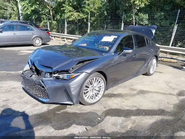 JTHDA1D26S5133723 2025 LEXUS IS - Image 2