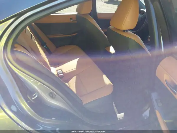 JTHDA1D26S5133723 2025 LEXUS IS - Image 8