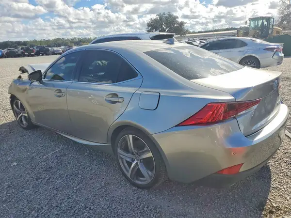 JTHDA1D27L5103924 2020 LEXUS IS - Image 2