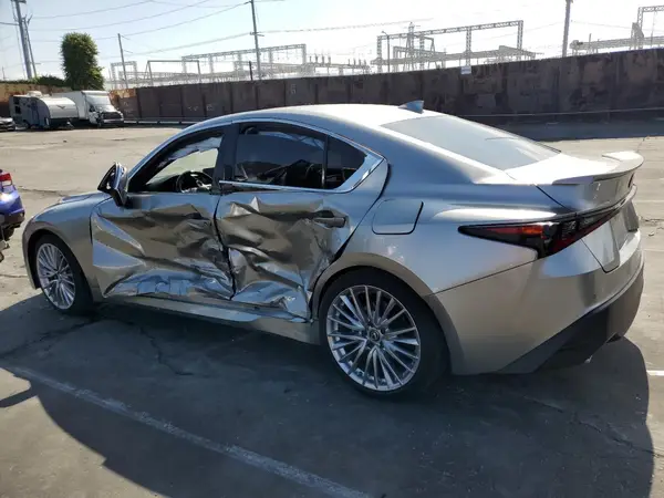 JTHDA1D27N5119009 2022 LEXUS IS - Image 2