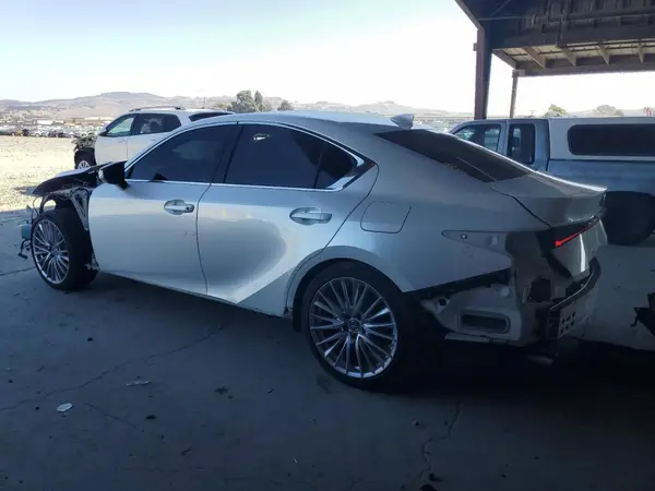 JTHDA1D27N5120354 2022 LEXUS IS - Image 2