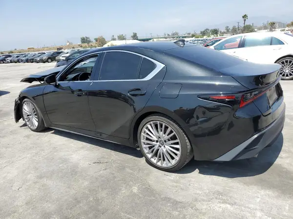 JTHDA1D27N5120709 2022 LEXUS IS - Image 2