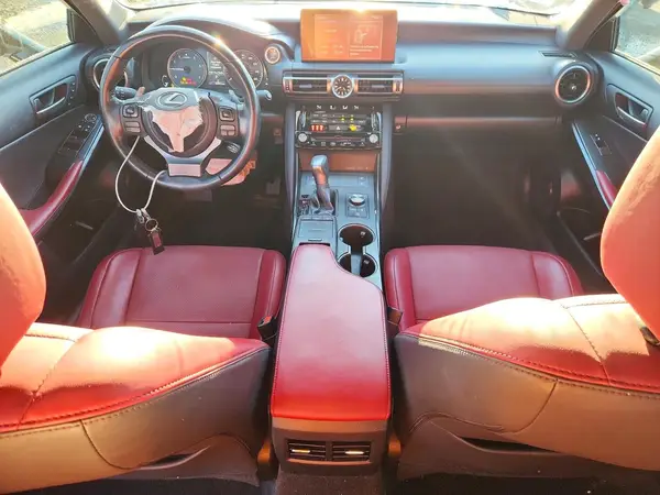 JTHDA1D28N5118614 2022 LEXUS IS - Image 8