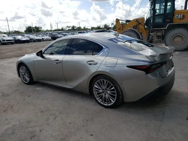 JTHDA1D28N5119827 2022 LEXUS IS - Image 2