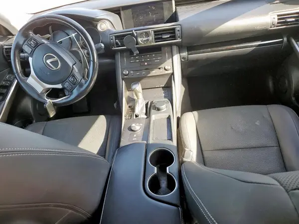 JTHDA1D29L5101284 2020 LEXUS IS - Image 8