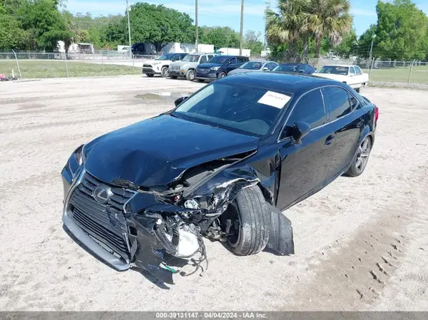 JTHDA1D29L5107036 2020 LEXUS IS - Image 2