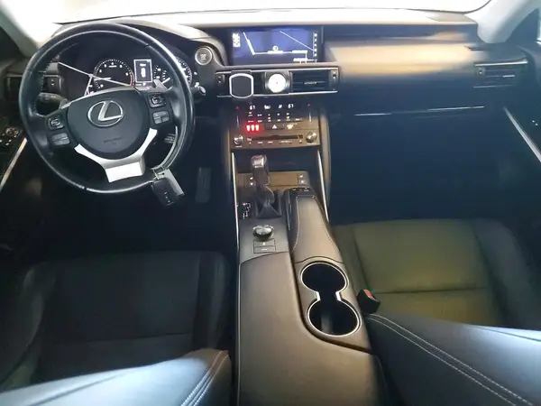 JTHDA1D29L5107103 2020 LEXUS IS - Image 8