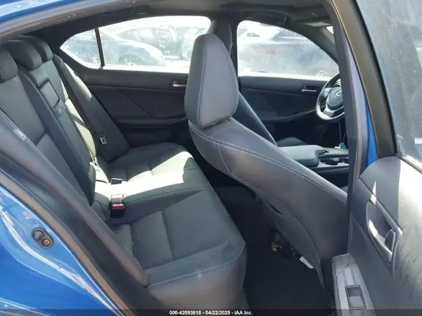 JTHDA1D29N5121361 2022 LEXUS IS - Image 8