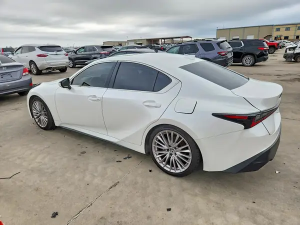 JTHDA1D2XN5119196 2022 LEXUS IS - Image 2