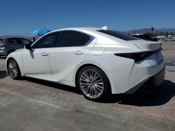 JTHDA1D2XP5125390 2023 LEXUS IS - Image 2