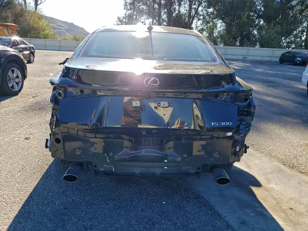 2024 LEXUS IS auction photo 6