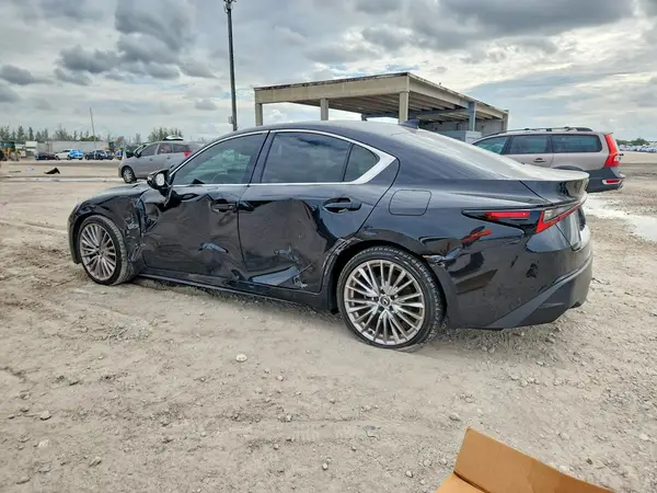 JTHDA1D2XS5133675 2025 LEXUS IS - Image 2