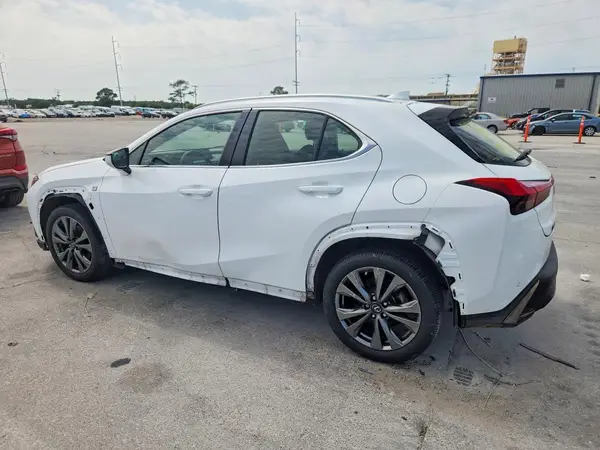 JTHE3JBH6M2037245 2021 LEXUS UX - Image 2
