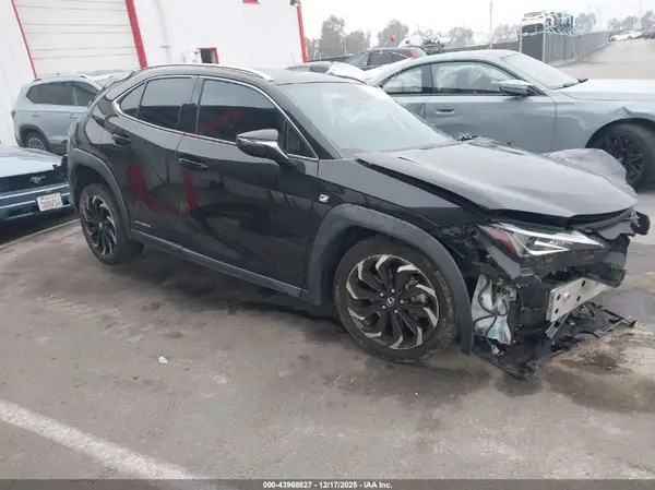 JTHE9JBH7L2035940 2020 LEXUS UX - Image 1