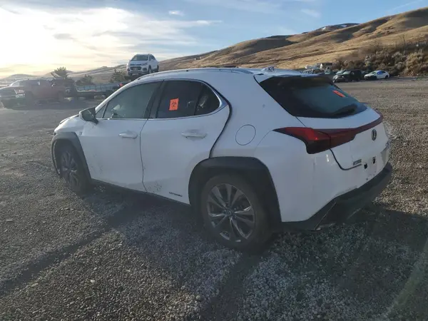 JTHE9JBHXL2033485 2020 LEXUS UX - Image 2