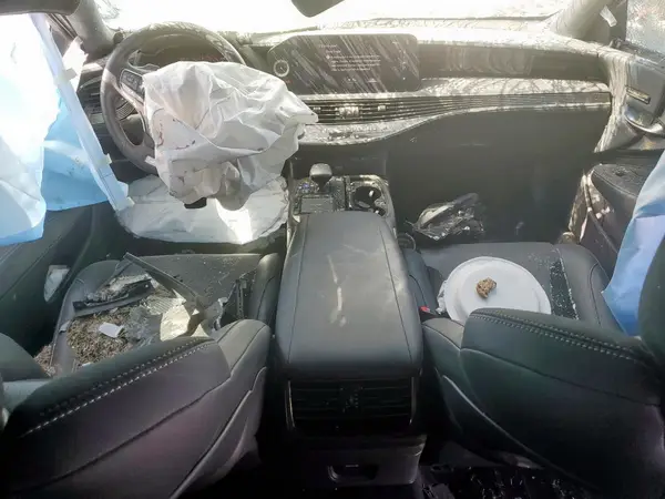 JTHF51FF8N5017358 2022 LEXUS LS - Image 8