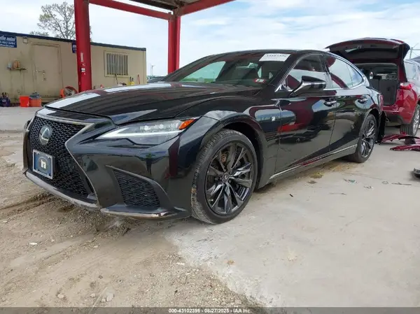 JTHF51GF9N5010076 2022 LEXUS LS - Image 2