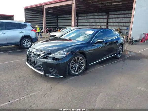 JTHG5LFF9P5019235 2023 LEXUS LS - Image 2
