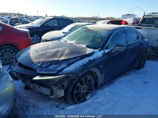 JTHG81F22M5045955 2021 LEXUS IS - Image 2