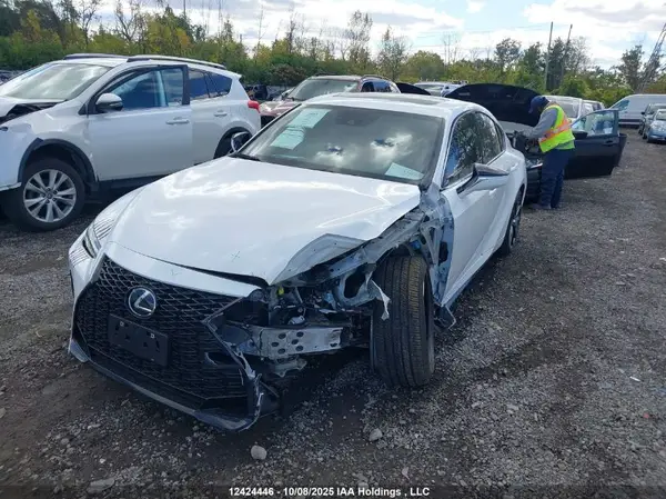 JTHG81F22P5050335 2023 LEXUS IS - Image 2