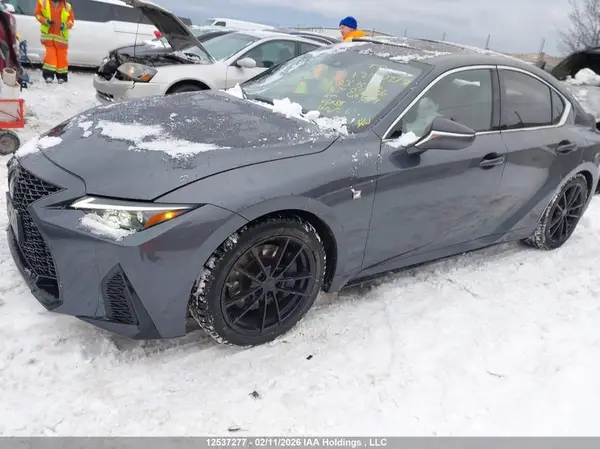 JTHG81F22P5051386 2023 LEXUS IS - Image 2