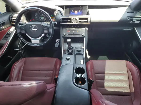 JTHG81F23L5040357 2020 LEXUS IS - Image 8