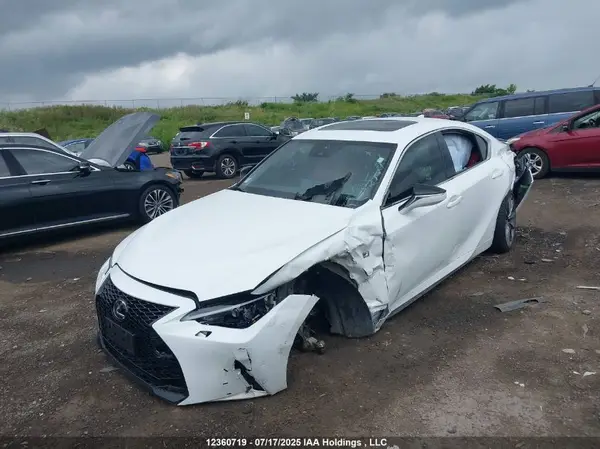 JTHG81F25M5044444 2021 LEXUS IS - Image 2