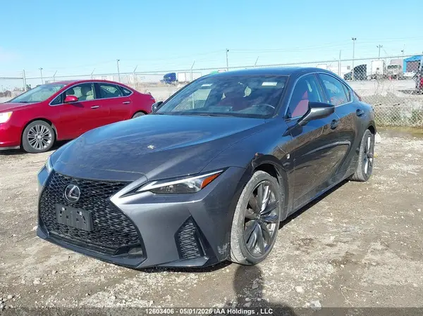 JTHG81F25N5049225 2022 LEXUS IS - Image 2