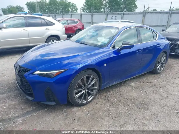 JTHG81F28M5044180 2021 LEXUS IS - Image 2