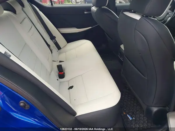 JTHG81F28M5044180 2021 LEXUS IS - Image 8