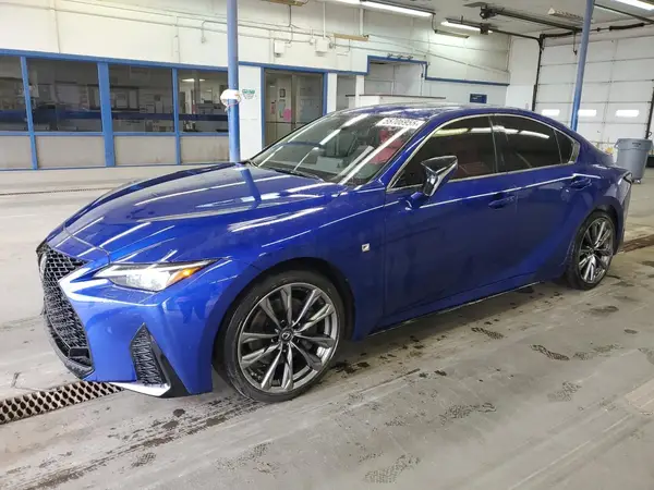 JTHG81F28N5048165 2022 LEXUS IS - Image 1
