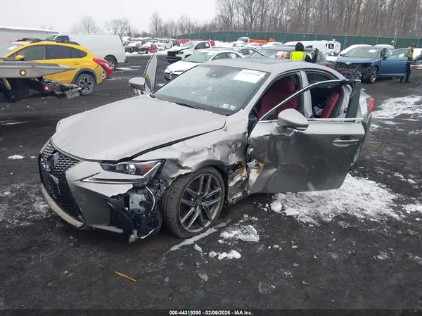 JTHG81F29L5042498 2020 LEXUS IS - Image 2