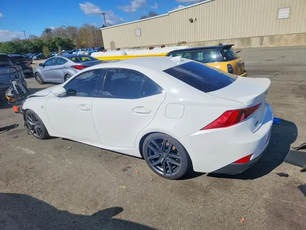 JTHG81F29L5042985 2020 LEXUS IS - Image 2