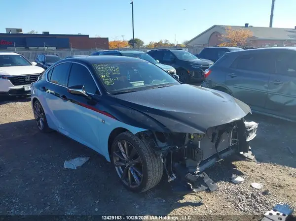 JTHG81F2XM5045945 2021 LEXUS IS - Image 1