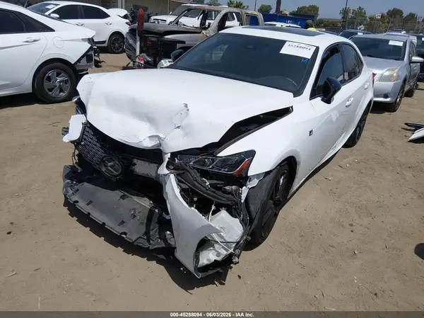JTHGA1D23L5102427 2020 LEXUS IS - Image 2
